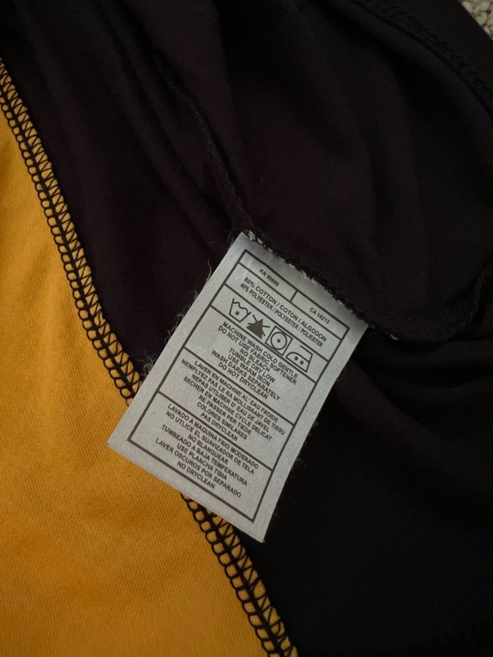 NWT Pittsburgh Pirates Baseball Women’s Shirt Size Small MLB - Picture 6 of 6